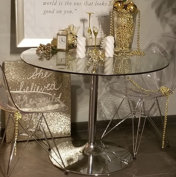 My Home Poshmark Staging Room - Picture 3 of 13